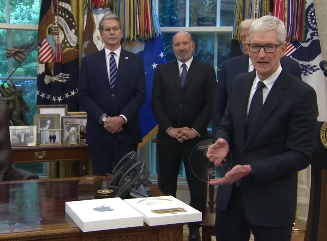 库克5.1亿年薪获批 苹果两超龄董事罕见留任