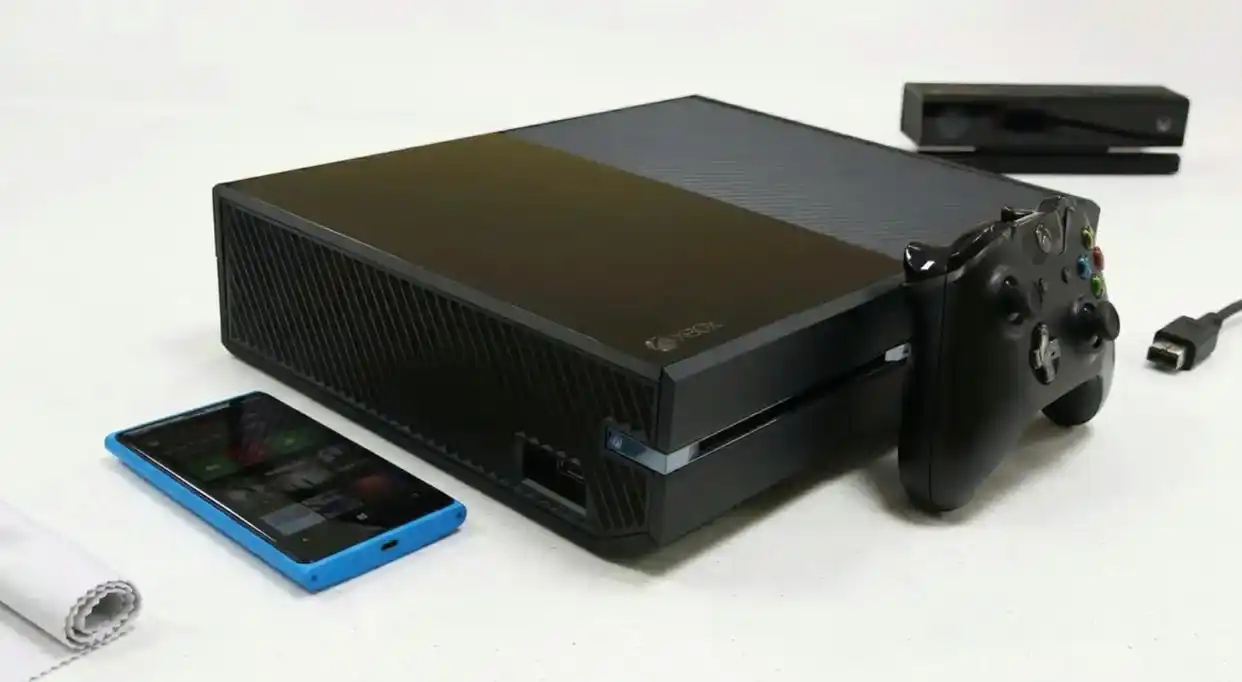 首发12年终被破！Xbox One遭黑客硬件级破解