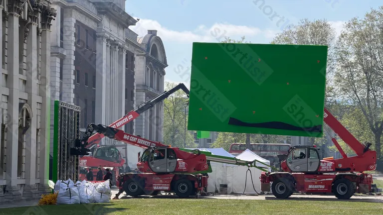 《艾尔登法环》大量电影片场照曝光：玛莉卡与食粪者现身 ！