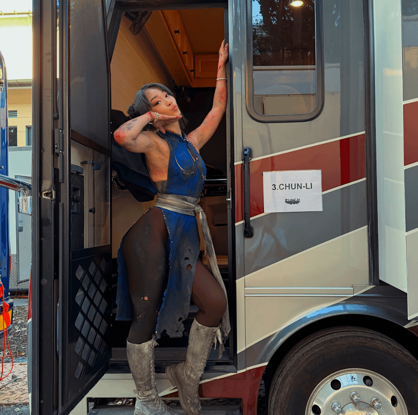 《街霸》电影春丽演员回应粗大腿